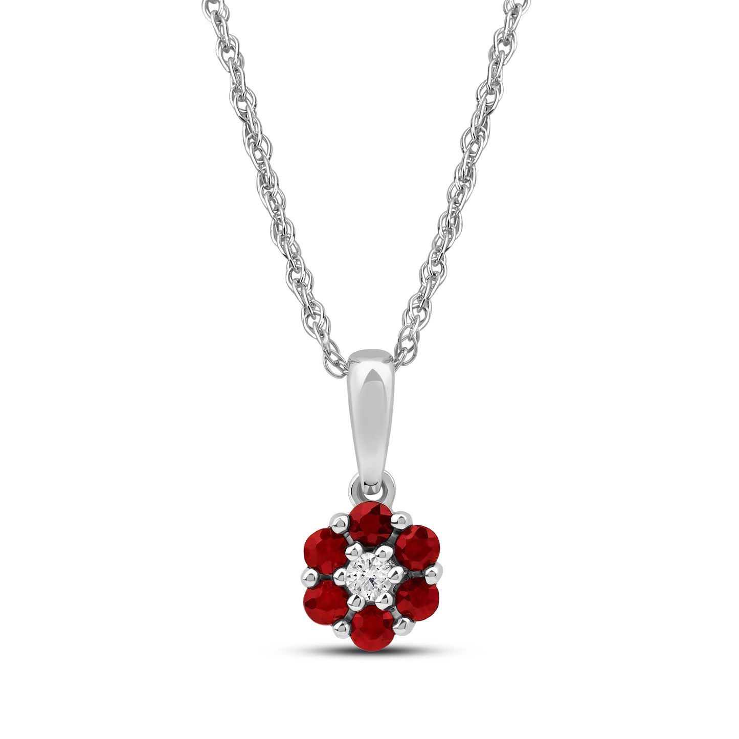 Diamanthalssmykke i hvitt og gult gull, 0.03ct TW/Si og 0.19ct rubin