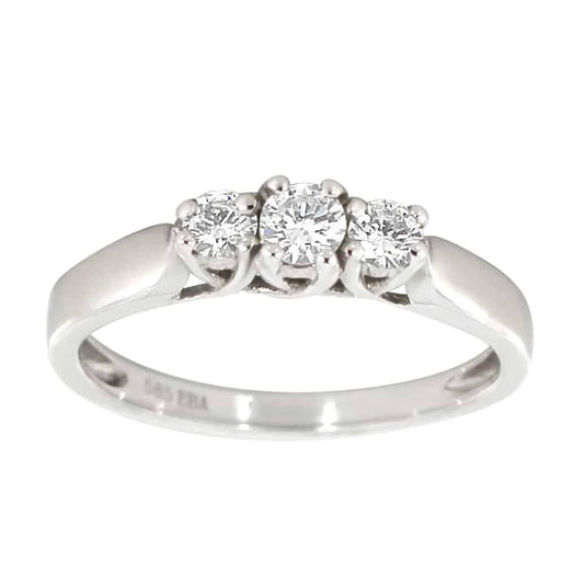 Diamantring i hvitt gull med tre diamanter 0,25ct TW/SI - Diamanthuset