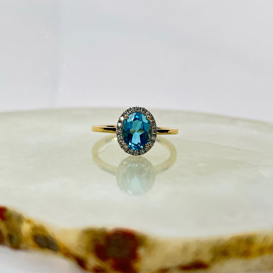 Diamantring med Topas 0.30ct tw/si