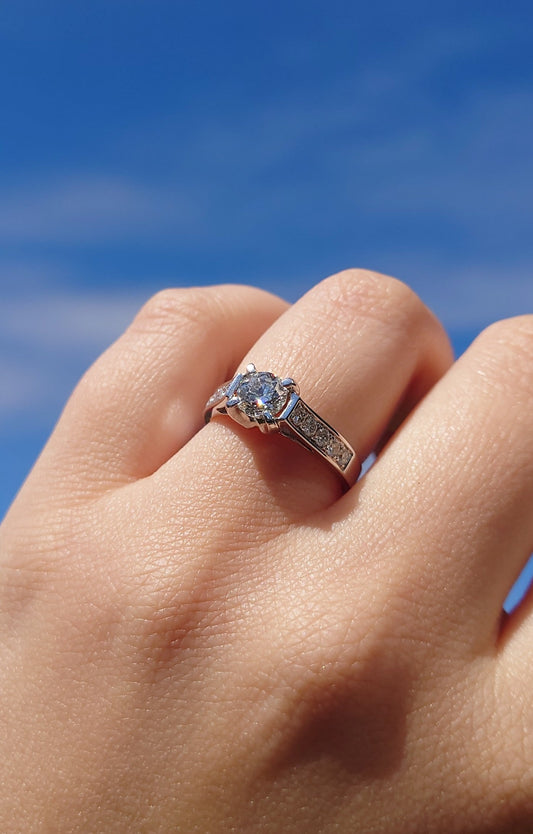 Diamantring i hvitt gull, 1.05CT TWSI