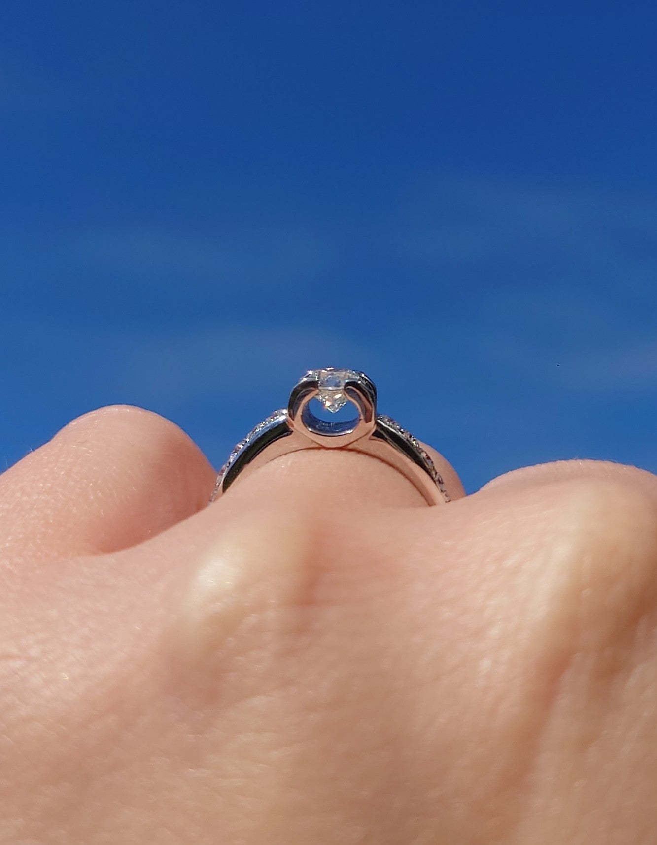 Diamantring i hvitt gull, 0.80CT TWSI