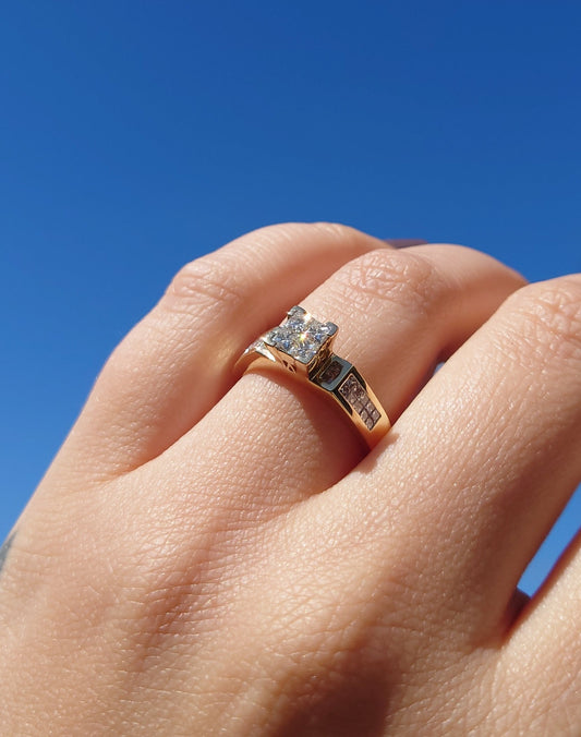 Diamantring i gult gull 0,70ct TW/SI