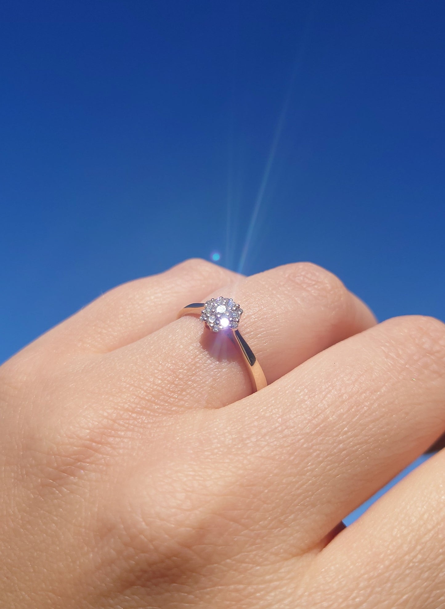 Rosettring i gult/hvitt gull, 0.25ct