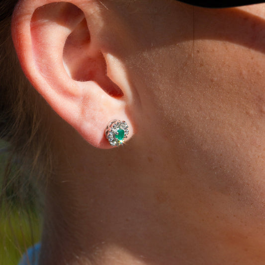 Diana Diamant øredobber med smaragd 0,06ct twsi