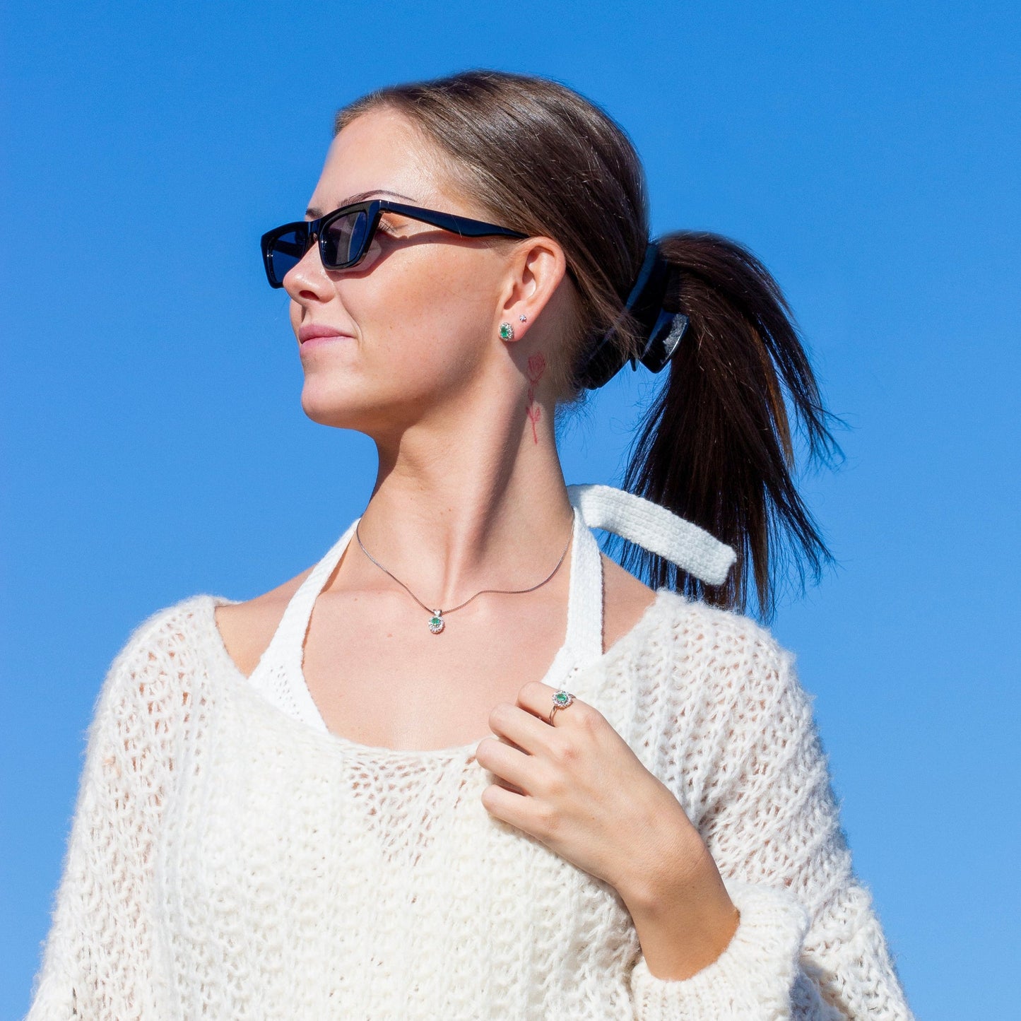 Diana Diamantanheng med smaragd og diamanter 0,08ct TWSI