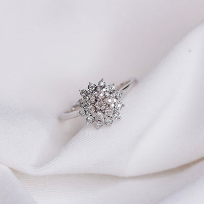 Diamantring i Gult eller Hvitt Gull (585) med 0.22ct TW/SI Diamanter