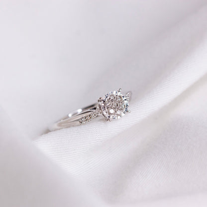 Diamantring i Hvitt/Gult Gull (585) med 0.15ct TW/SI Diamanter