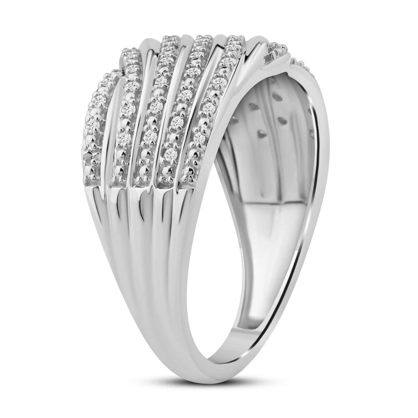 Diamantring i Gult eller Hvitt Gull (585) med 0.15ct TW/SI Diamanter