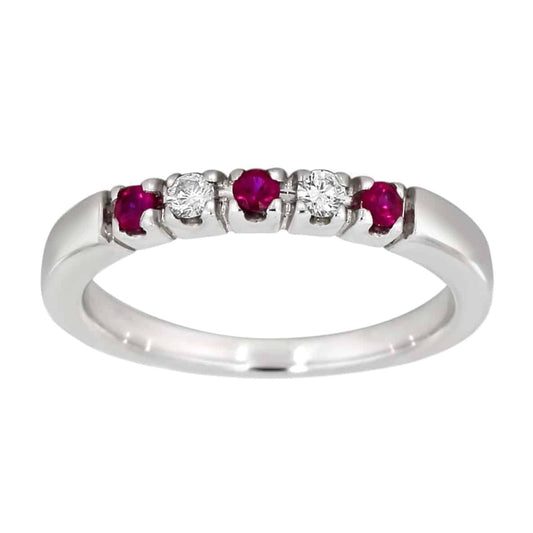 Diamantring med rubin i hvitt gull, 2 dia tot 0,10ct - Diamanthuset
